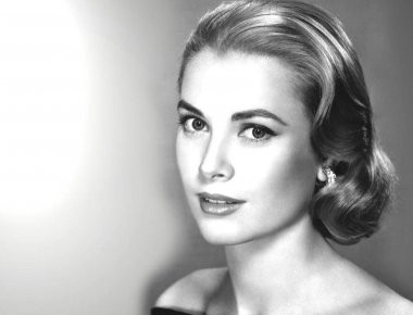 Η εγγονή της Grace Kelly είναι ίδια η γιαγιά της και μαγεύει τα social media (φωτό)